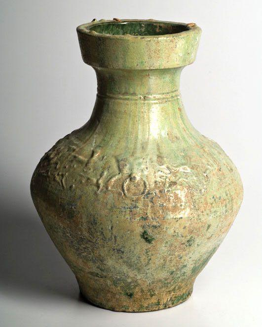 A large Chinese Green Glazed Hu, Eastern Han Dynasty, 25 - 220 CE Supply